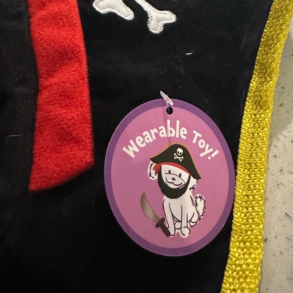 Bark Beard and Pirate hat dog costume/toy combo - Picture 7 of 8